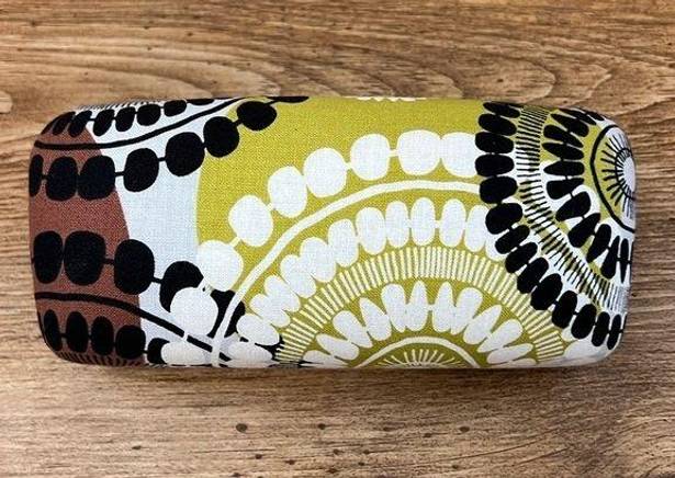 Vera Bradley  Hard Eyeglass Case in Cocoa Moss