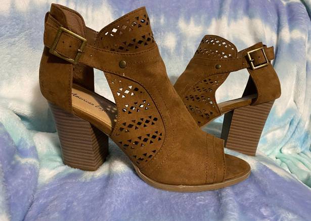 American Eagle Booties/heels