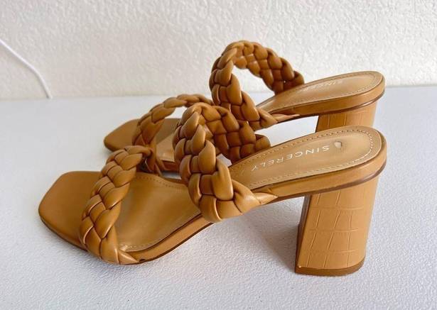 Sincerely Jules  Braided Croc Embossed Heel Sandals size 7.5