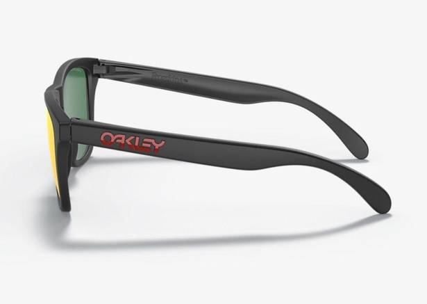 Oakley 🕶 Frogskins™ Prizm Ruby/Matte Black🕶 unisex