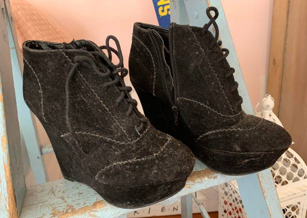 Charlotte Russe Black Wedges