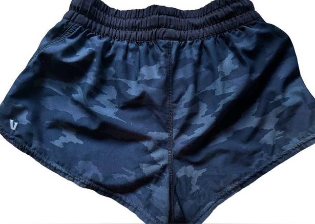Vuori  Clementine Shorts Lined Athletic Zip Pocket Size XS  #VW304 EUC Black Camo