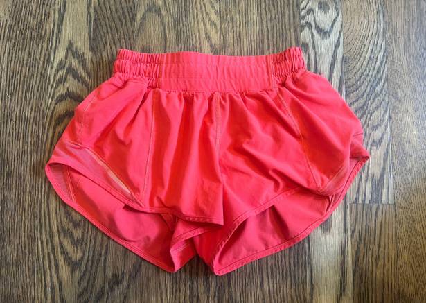 Lululemon Hotty Hot Short 2.5”