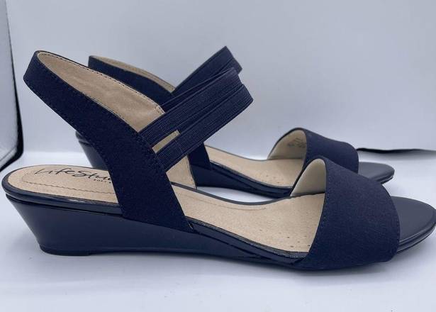 Life Stride wedge sandals navy blue women Size 7 1/2M