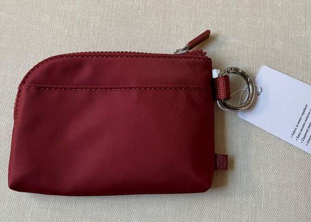 Lululemon clippable card pouch