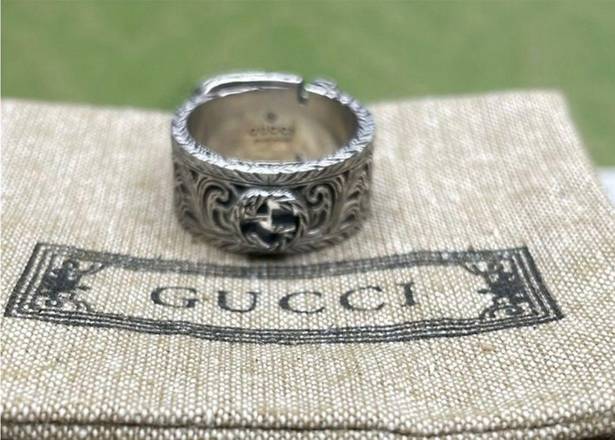 Gucci Garden Buckle Ring