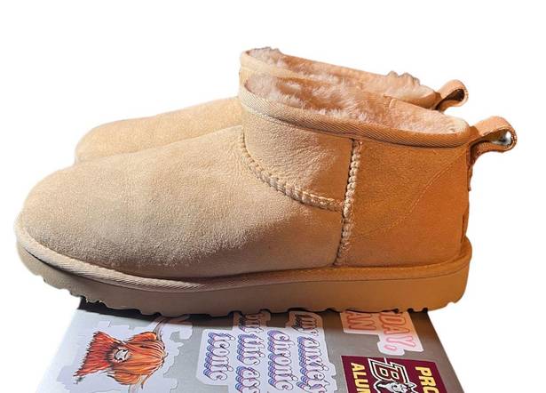 UGG Boots Mini