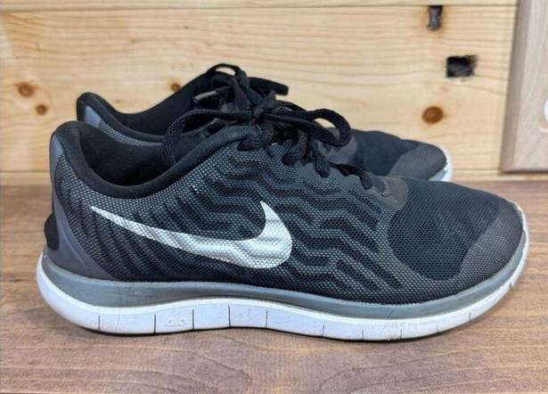 Nike  Free 4.0 Women's Size 7.5 Running Shoes Black White Breathable Mesh