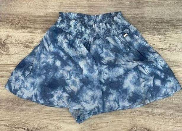 PINK - Victoria's Secret PINK Victoria’s Secret Muli-Blue Ty Dye Elastic Waist Lightweight Shorts Size XS