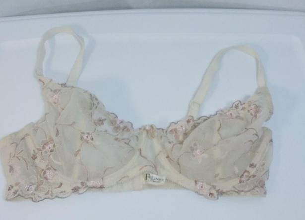 Felina  Cream Lace Embroidered Wired Bra 34D