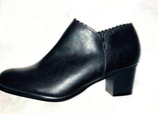 Charlie Paige  sz 8 left ankle boot for amputee