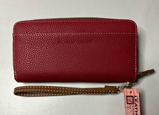 Stone Mountain Womens  Large Zip Around Wallet