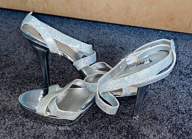 Fioni Night Formal Silver Heels