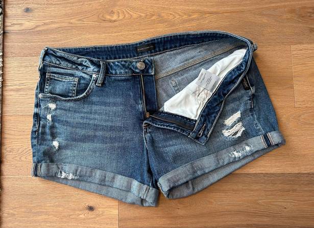 Silver Jeans Women’s size 16 Silver jean shorts, boyfriend shorts