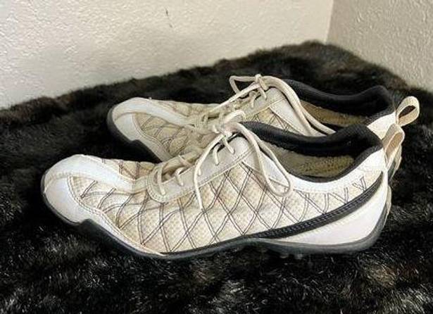 FootJoy  SuperLites Golf Shoes Lightweight Spike-less White 98951, Women's Sz 9