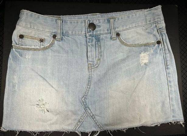 American Eagle size 6 women’s light blue wash denim mini skirt