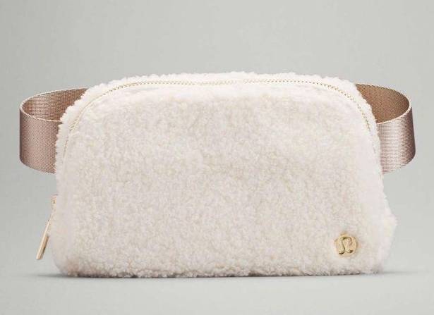 white fleece everywhere belt bag