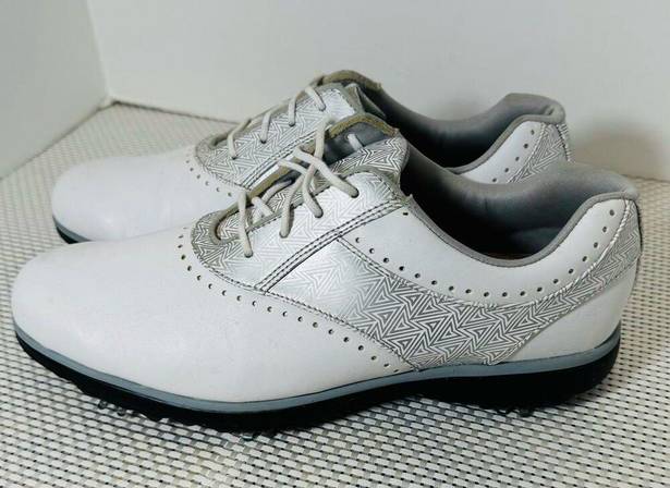 FootJoy  eMerge Womens White/Silver Soft Spike Golf Shoe Womens 9.5 93902