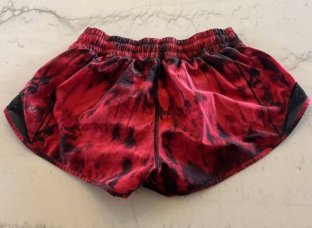 Lululemon Hotty Hot Shorts 2.5”