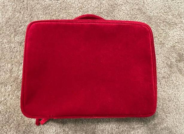 Estée Lauder NWOT Estee Lauder Red Velvet Train Case