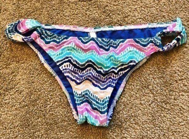 Raisin's NEW NWT R COLLECTIONS BY  Blue White Pink Chevron Bikini Swim Bottom MED