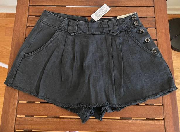 American Eagle Stretch Mini Skort Size 6