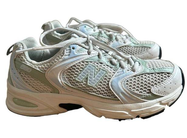 New Balance  Unisex 530 Dad Sneakers Lifestyle Shoes - Seasalt/Ice Blue, 7.5US W