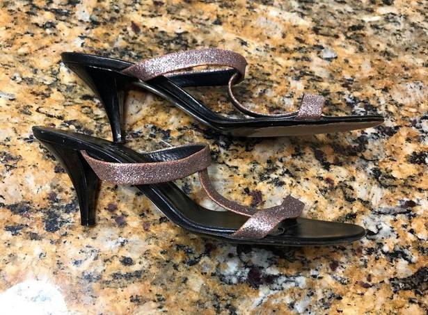 Marc Jacobs  T-Strap Pink Glitter Mules Sz7