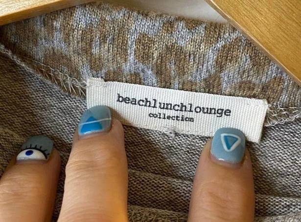 BeachLunchLounge  Shaylah Gray & Tan Leopard Print Mock Neck Sweater Womens Small