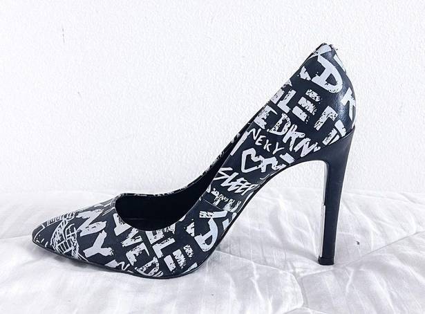 DKNY  Women's Gwen Graffiti Black and White High Heels size 11M