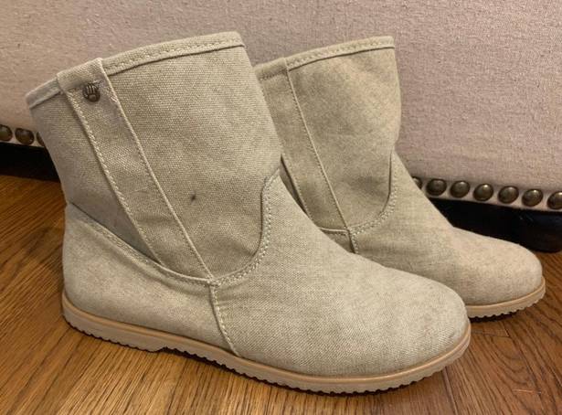 BEARPAW Canvas Booties