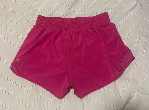 Lululemon Hotty Hot Short High-Rise 2.5” Sonic Pink