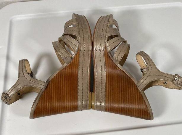 Frye Women's  Corrina stitch Taupe Leather Sling Back Wedge Sandals Sz 8.5M