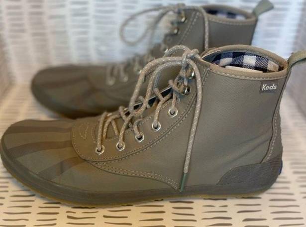 Keds  Scout II Duck Boots size 8