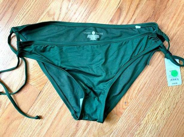 Shade & Shore NWT!  Low Rise Medium Coverage Green Bikini Bottom Size Large