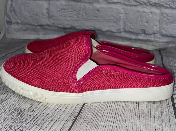 Nine West slip on sneakers pink w/white soles sz 7 women