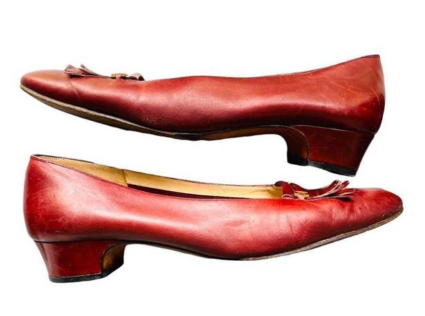 Salvatore Ferragamo Vintage  Red Leather Slip On Dress Shoes With Tassle Fringe S