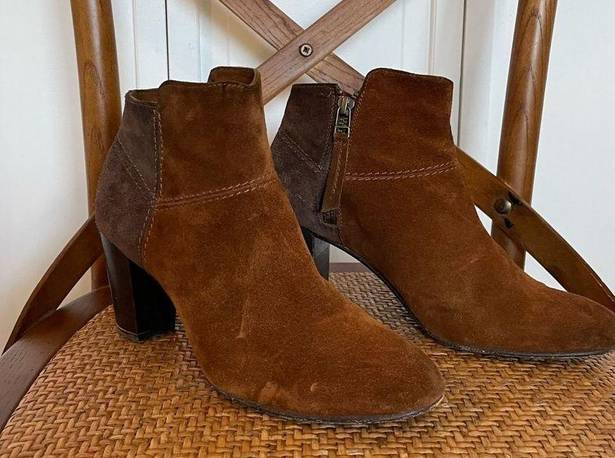 Johnston & Murphy  Alex suede colorblock booties size 6.5