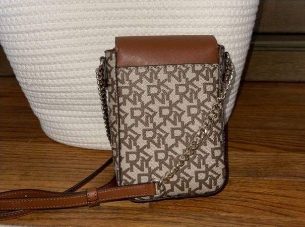 DKNY NEW  Flap Phone Purse & Wallet - Brown/Beige Signature Design