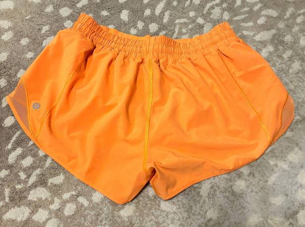 Lululemon Hotty Hot Short 2.5”