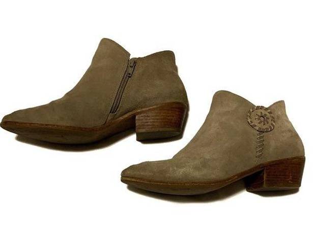 Jack Rogers Tan Suede Ankle Booties Boot Side Zip Sz 8.5 Cute Flower Circle