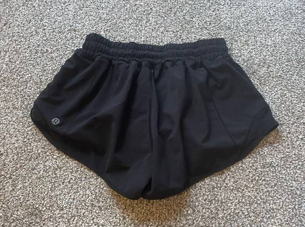 Lululemon Hotty Hot Short 2.5”