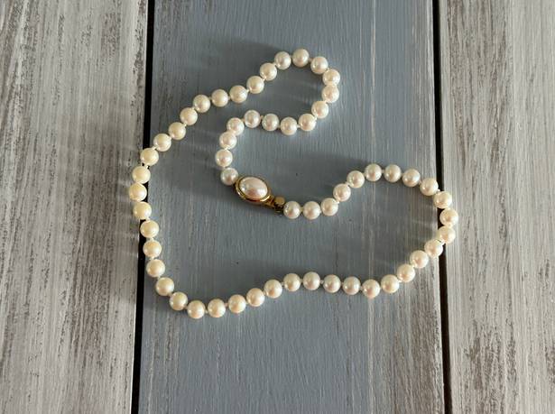 Talbots Gorgeous  Vintage Faux Pearl Necklace Hand Knotted