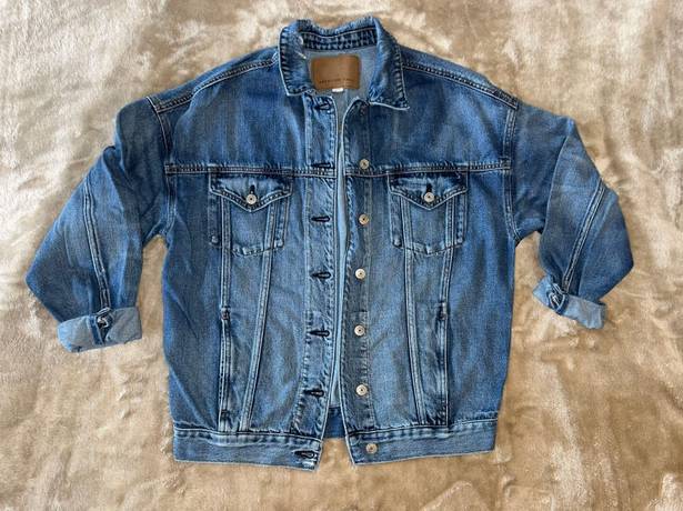 American Eagle Outfitters Oversized Denim Jacket