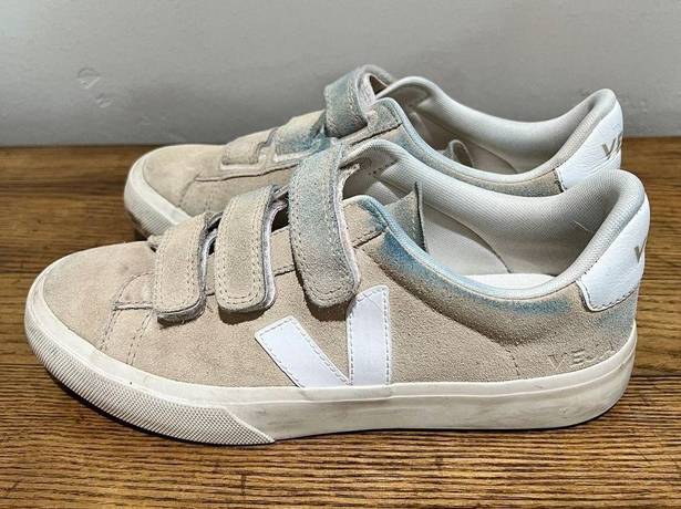 VEJA  Recifie Fasten Strap-on Sneakers Almond Size 8 Laceless