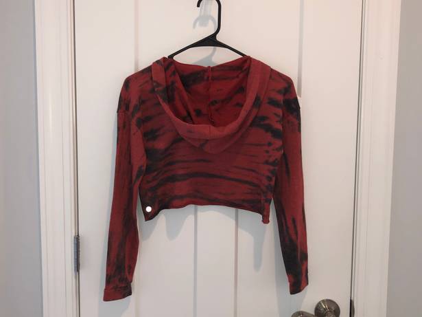 Z By Zella Sz M Awesome Cropped Hoodie Top In A Red Animal Print