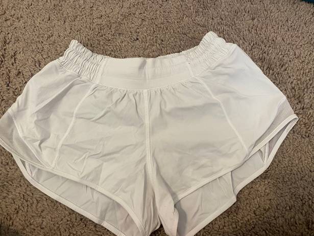 Lululemon Hotty Hot Short 2.5”