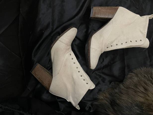 ALLSAINTS Spitalfield Cream Slide Boots