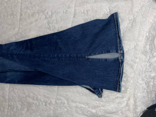 American Eagle Slit Side Flare Jeans sz.00