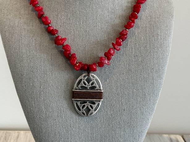 Coldwater Creek Fabulous Beaded  Necklace Red Stone Chips Silver Pendant